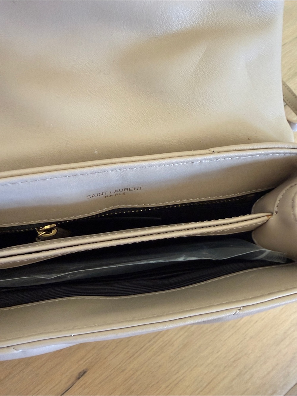 Lou small YSL bag in Quilted Leather- NOT original Look a Like! Flaw - Picture 6 of 9